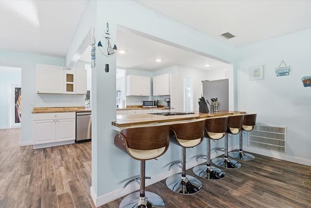 3619 N SUWANNEE POINT, Crystal River, FL 34428