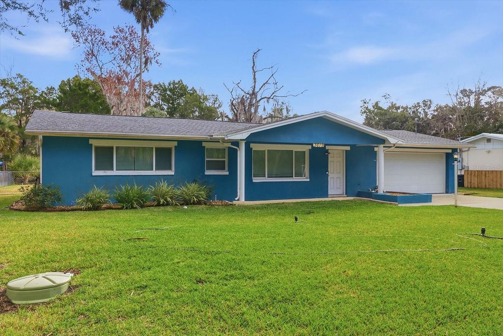 Image 1 of property listing at 3619 N SUWANNEE POINT, Crystal River, FL 34428