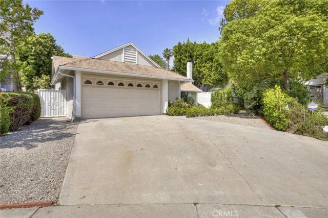 3256 N Frederic, Burbank, CA 91504