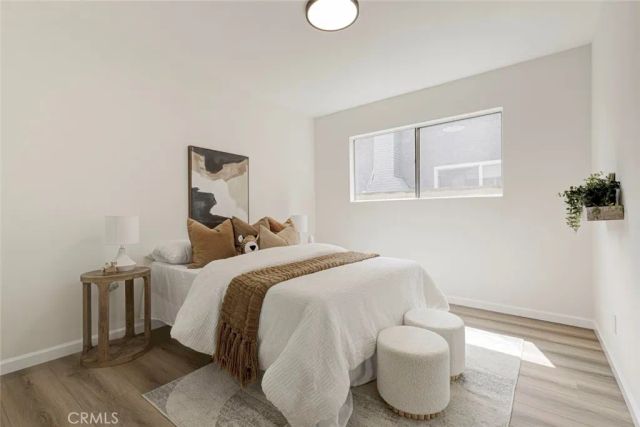 3256 N Frederic, Burbank, CA 91504