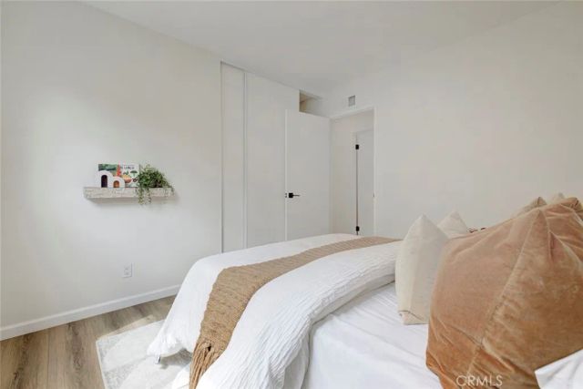 3256 N Frederic, Burbank, CA 91504