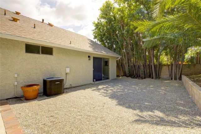 3256 N Frederic, Burbank, CA 91504