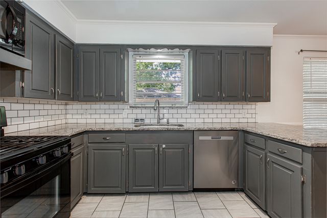 6915 Inverness Lane, Dallas, TX 75214