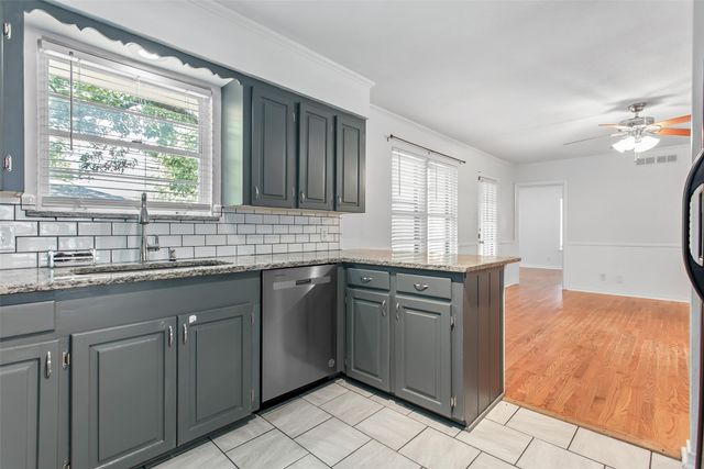 6915 Inverness Lane, Dallas, TX 75214