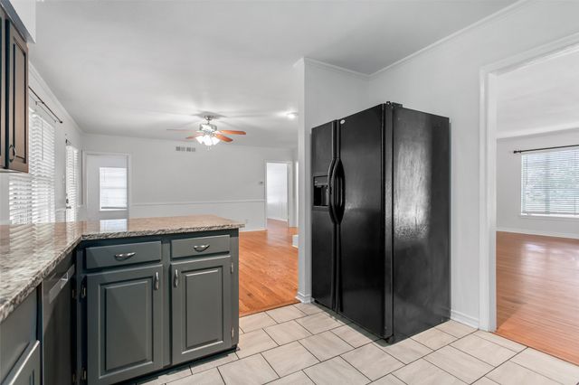 6915 Inverness Lane, Dallas, TX 75214