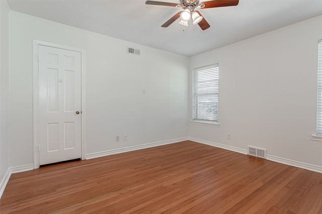 6915 Inverness Lane, Dallas, TX 75214