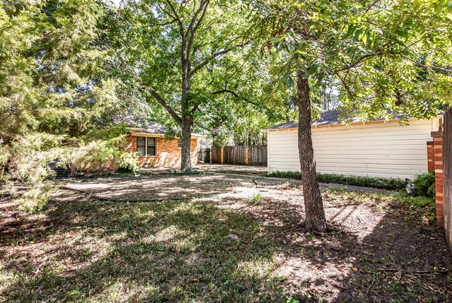 6915 Inverness Lane, Dallas, TX 75214