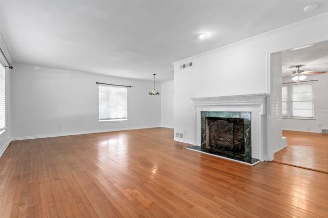 6915 Inverness Lane, Dallas, TX 75214