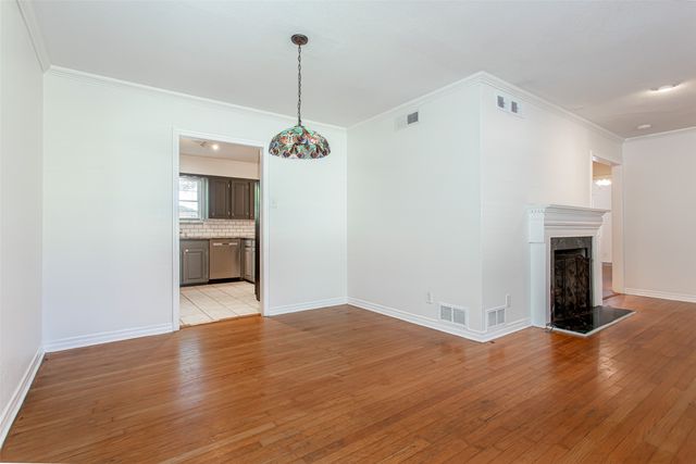 6915 Inverness Lane, Dallas, TX 75214