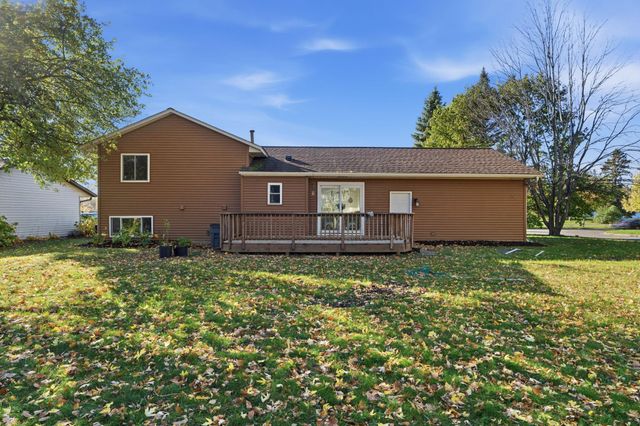2613 Wimbledon Drive, Woodbury, MN 55125