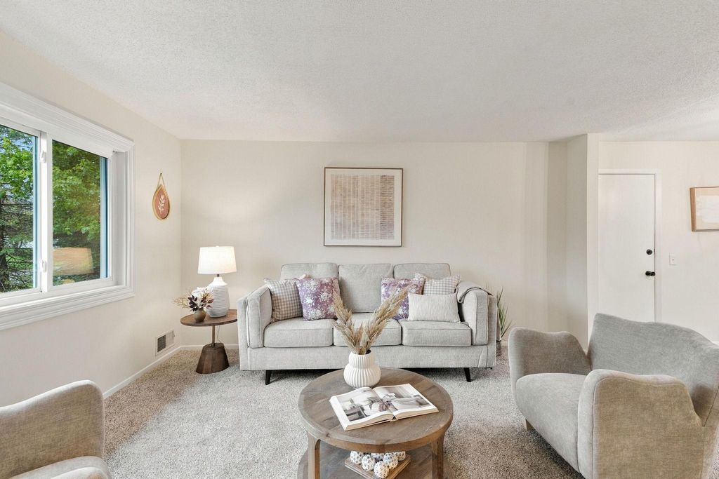 2613 Wimbledon Drive, Woodbury, MN 55125 — photo 3