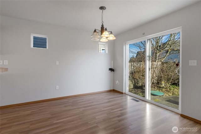 18629 115th Avenue E, Puyallup, WA 98374