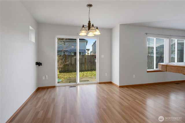 18629 115th Avenue E, Puyallup, WA 98374