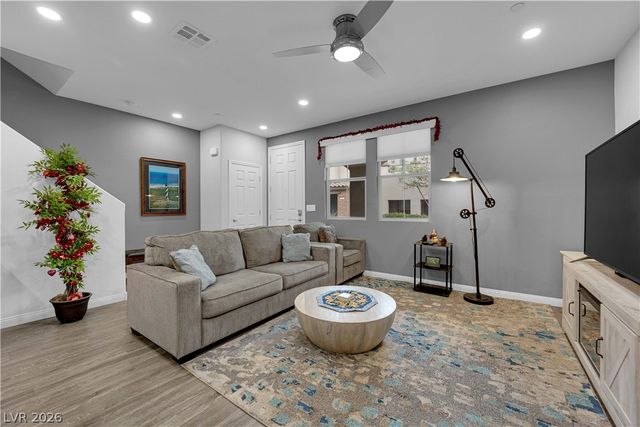 160 Lomita Heights Drive, Las Vegas, NV 89138