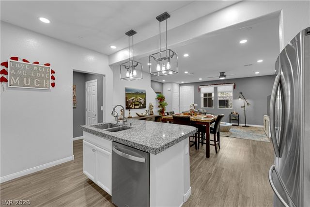 160 Lomita Heights Drive, Las Vegas, NV 89138