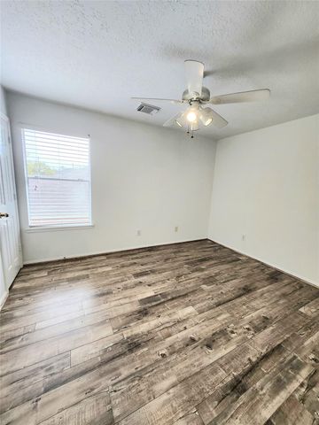 14335 Berrington Drive, Houston, TX 77083