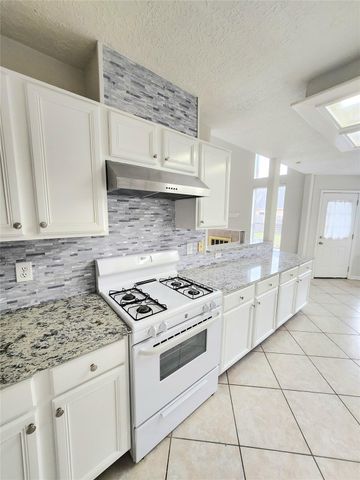 14335 Berrington Drive, Houston, TX 77083