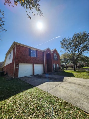 14335 Berrington Drive, Houston, TX 77083