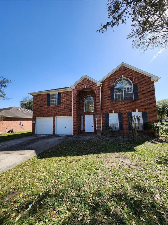 14335 Berrington Drive, Houston, TX 77083