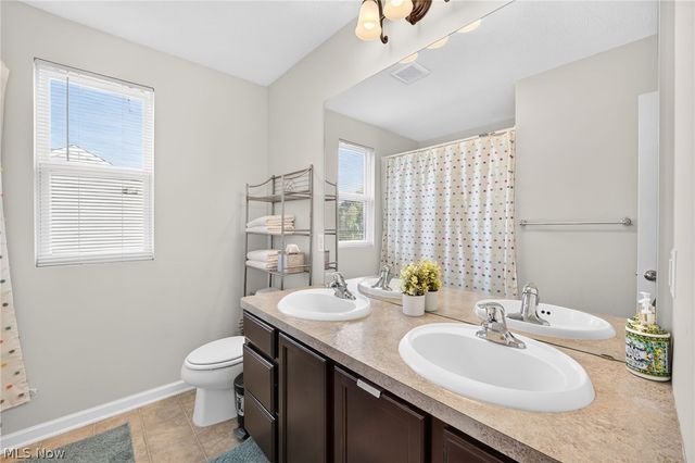 9362 Sagamore Circle, Strongsville, OH 44136