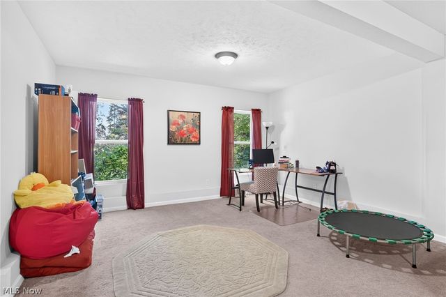 9362 Sagamore Circle, Strongsville, OH 44136