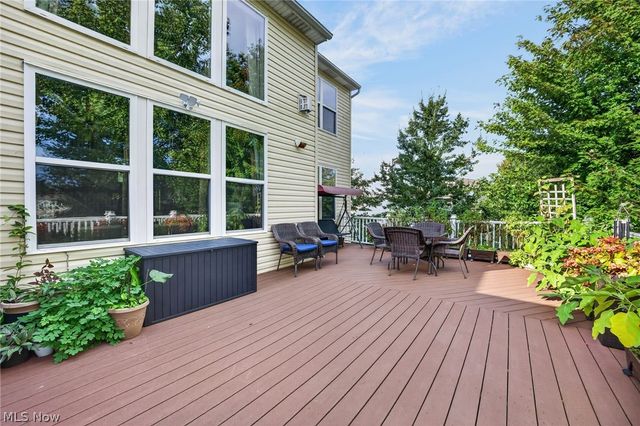 9362 Sagamore Circle, Strongsville, OH 44136