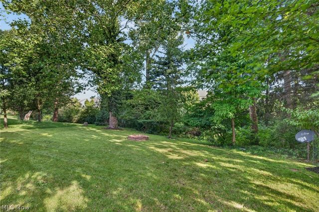 9362 Sagamore Circle, Strongsville, OH 44136
