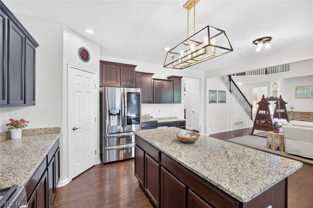 9362 Sagamore Circle, Strongsville, OH 44136