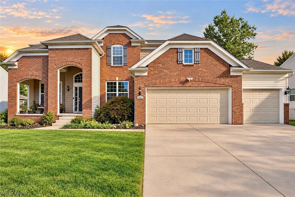 9362 Sagamore Circle, Strongsville, OH 44136