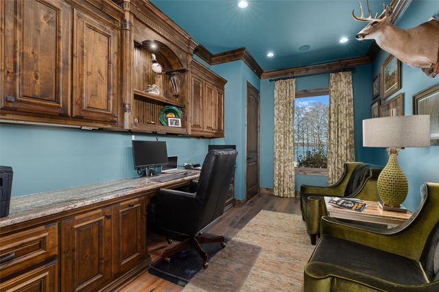 8081 Lords Way, Mooringsport, LA 71060
