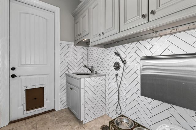 8081 Lords Way, Mooringsport, LA 71060