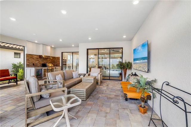 17487 Caravita LN, Fort Myers, FL 33913