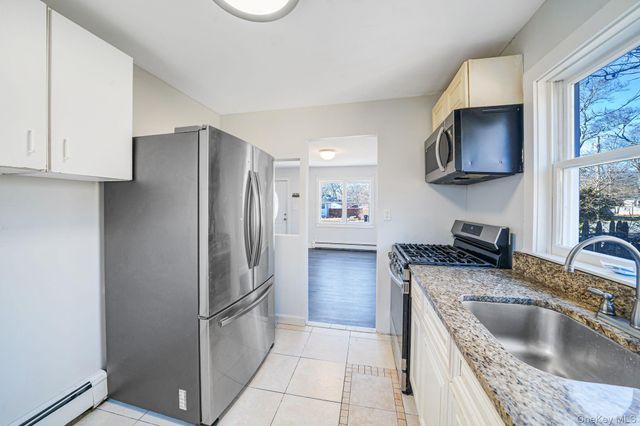 476 Revilo Avenue, Shirley, NY 11967