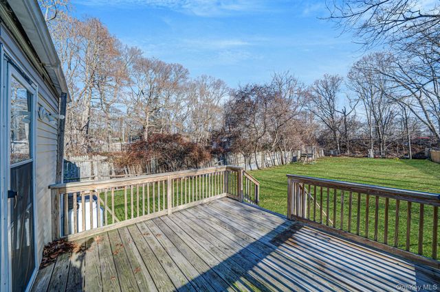 476 Revilo Avenue, Shirley, NY 11967