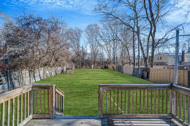 476 Revilo Avenue, Shirley, NY 11967