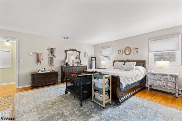 36 Willow Way, Wanaque Boro, NJ 07465