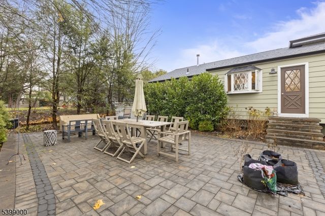 36 Willow Way, Wanaque Boro, NJ 07465