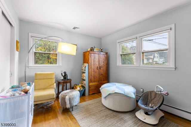 36 Willow Way, Wanaque Boro, NJ 07465