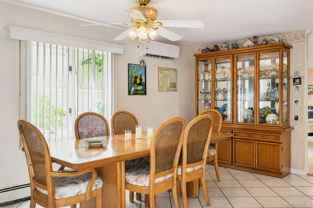 17 Sundial Lane, Bellport, NY 11713 — photo 4