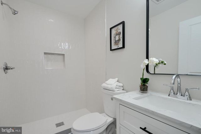 602 S STREEPER ST, Baltimore, MD 21224