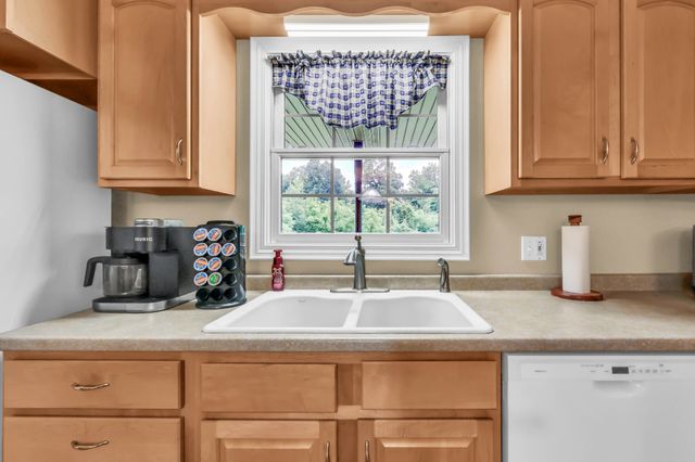 1234 Dotsonville Rd, Clarksville, TN 37042
