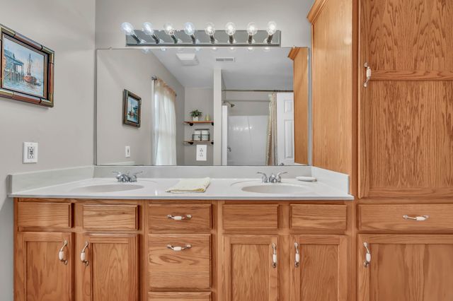 1234 Dotsonville Rd, Clarksville, TN 37042