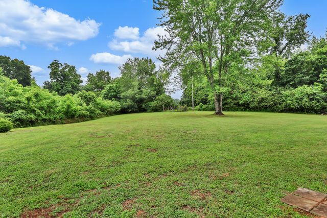 1234 Dotsonville Rd, Clarksville, TN 37042