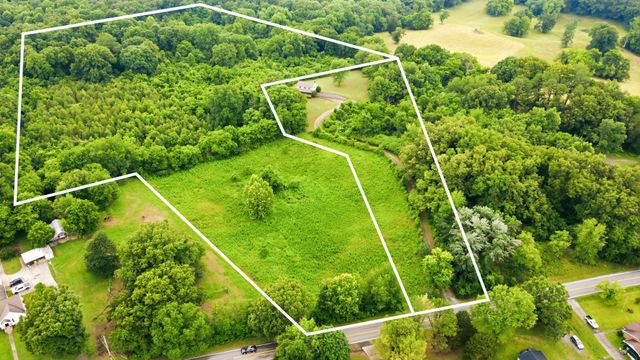 1234 Dotsonville Rd, Clarksville, TN 37042