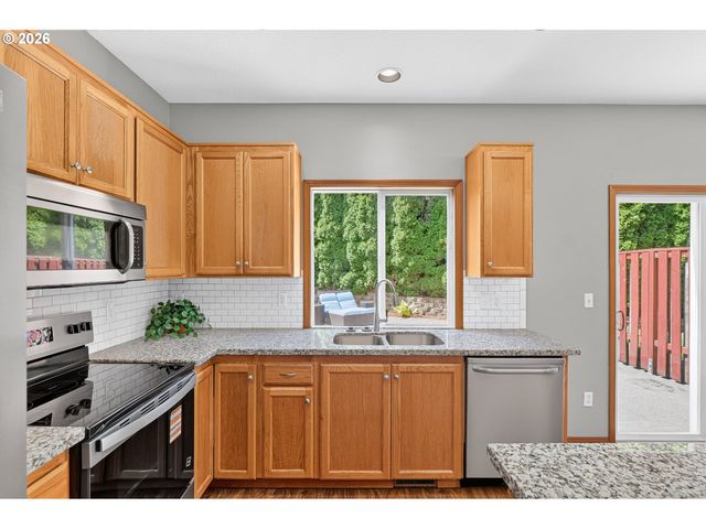 7171 Sw TOUCHSTONE Ter, Beaverton, OR 97007