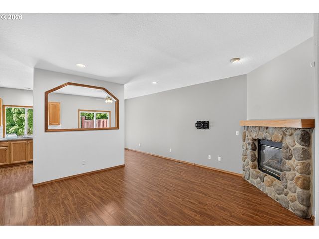 7171 Sw TOUCHSTONE Ter, Beaverton, OR 97007