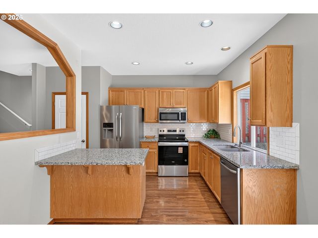 7171 Sw TOUCHSTONE Ter, Beaverton, OR 97007