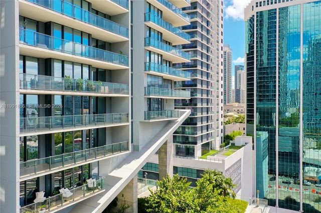 88 SW 7th St 904, Miami, FL 33130