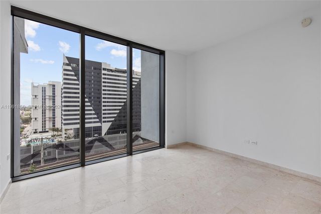 88 SW 7th St 904, Miami, FL 33130