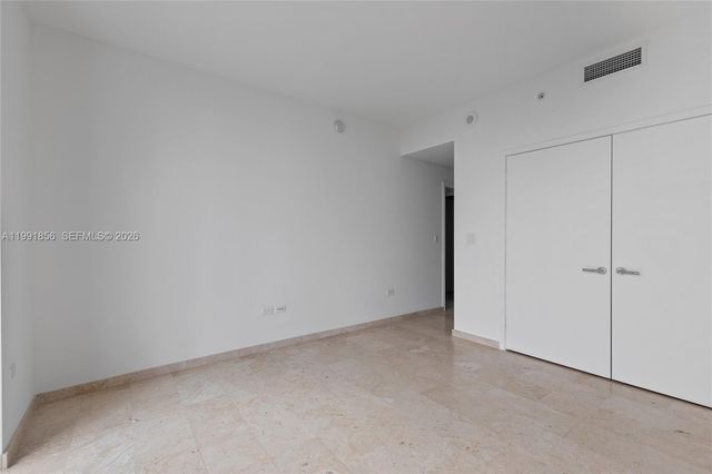 88 SW 7th St 904, Miami, FL 33130